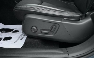 Volvo XC40 Crossover 2.0 D3 150KM 2020 Volvo XC 40 2,0 D 150 KM Geartronic Nawigacja Kamera HARMAN 2.0 Diesel, zdjęcie 16