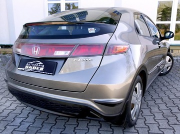 Honda Civic VIII Hatchback 5d 1.4 i 83KM 2007 Honda Civic Salon PL/ 2 Ręka/ Klimatronic/6, zdjęcie 27