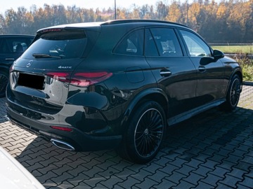 Mercedes GLC C254/X254 Coupe 2.0 300 258KM 2025 MERCEDES-BENZ GLC 300 4-Matic AMG Line 2.0 (258KM) 2025, zdjęcie 3