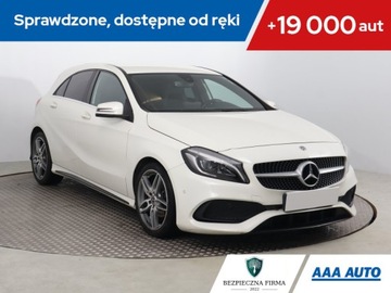 Mercedes Klasa A W176 Hatchback 5d Facelifting 180 d 109KM 2016 Mercedes A A 180 d, Skóra, Navi, Klima, Parktronic