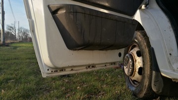 Дверь передняя левая Transit 00-06 Doka Dubel Cab