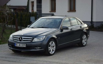 Mercedes Klasa C W204 Limuzyna 1.8 180 K 156KM 2010 Mercedes-Benz Klasa C 1.8B 2010r 95 TYS KM Navi 2 KPL KOL Sprowadzony