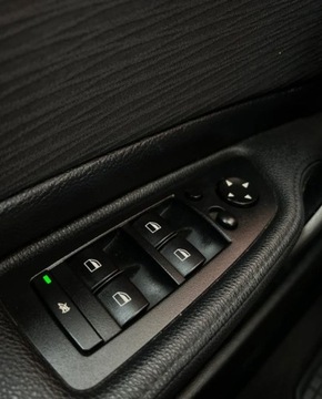 BMW Seria 1 E81/E87 Hatchback 5d E87 1.6 116i 122KM 2008 BMW Seria 1 Klima Szyberdach Grzane fotele Gwarancja w cenie Warszawa VRRV, zdjęcie 26