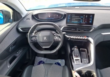 Peugeot 3008 II Crossover Facelifting  1.2 PureTech 130KM 2021 Peugeot 3008 1.2 PureTech Allure SS EAT8 1.2 Benzyna 130KM, zdjęcie 7