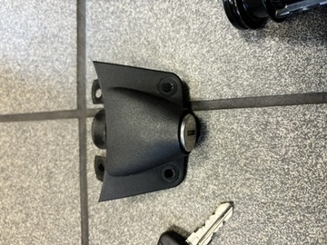 BMW F 650 CS Замок зажигания, крышка заливной горловины, ключ