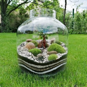 2KG ŻWIREK CZARNY BAZALTOWY LAS W SŁOIKU 0,5-1,2mm