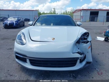 Porsche Panamera II Executive 3.0 330KM 2018 Porsche Panamera 2018r, 4x4, 3.0L 3.0 Benzyna 330KM, zdjęcie 2