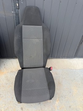 BERLINGO PARTNER IV 4 COMBO E SEDADLO PRAVÝ SPOLUJEZDCE EVROPA FURGON 18-