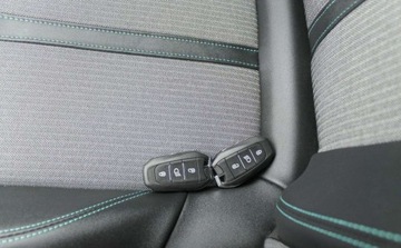 Peugeot 5008 II Crossover Facelifting 1.2 PureTech 130KM 2023 Peugeot 5008 1.2 Benzyna 131KM, zdjęcie 22