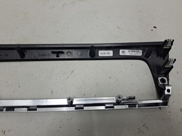 7982666 LIŠTA ZDOBENÁ KOKPIT M6 441 2016 BMW 6 GRANÁT COUPE (F06)