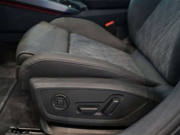 Audi A5 B10 Avant Plug-In 2.0 TFSI e-hybrid 299KM 2026 AUDI A5 e-Hybrid quattro Avant Combi 2.0 (299 KM) 2026, zdjęcie 5