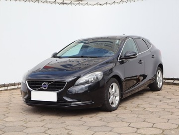 Volvo S40 II 2014 Volvo V40 2.0 D4, 187 KM, Skóra, Navi, Klima, zdjęcie 1