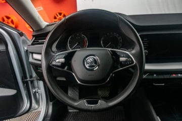 Skoda Octavia IV Liftback 1.5 TSI EVO 150KM 2023 SKODA Octavia 1.5 TSI Ambition DSG Combi 150KM 2023, zdjęcie 13