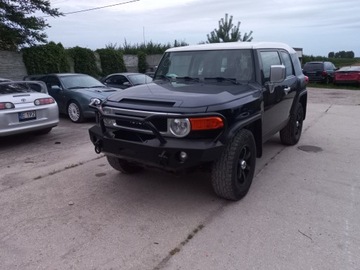 Toyota FJ Cruiser 2006 Toyota Fj Cruiser 4,0 4x4 Bez silnika