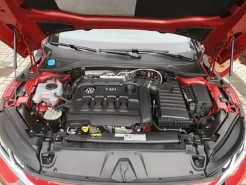 Volkswagen Arteon Fastback 2.0 TDI 240KM 2019 Volkswagen Arteon 2.0 TDI 240KM R-line Automat 7, zdjęcie 32