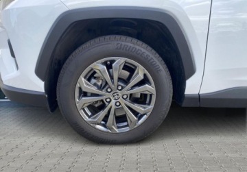 Toyota RAV4 V SUV Facelifting 2.5 Hybrid Dynamic Force 222KM 2023 Toyota RAV4 2.5 Hybrid Comfort 4x4 Style Salon PL VAT 23 1 wlasciciel, zdjęcie 22