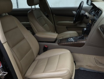 Audi A6 C6 Limousine 3.0 V6 TDI 225KM 2004 Audi A6 3.0 TDI , 221 KM, 4X4, Automat, Xenon, zdjęcie 8