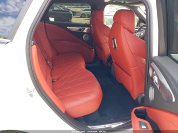 BMW XM 2023 BMW XM 2023 4.4l 4.4 Hybryda 483KM, zdjęcie 14