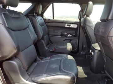 Ford Explorer VI 2023 Ford Explorer 2023, 3.0L, 4x4, ST, od ubezpiec..., zdjęcie 9