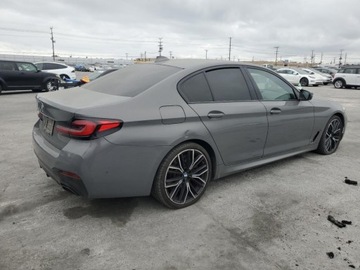 BMW Seria 5 G30-G31 2022 BMW Seria 5 540i 2022 3.0l 3.0 Benzyna 335KM, zdjęcie 3