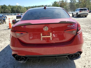 Alfa Romeo Giulia II 2022 Alfa Romeo Giulia Quadrifoglio 2022 2.9l 2.9 Benzyna 505KM, zdjęcie 2
