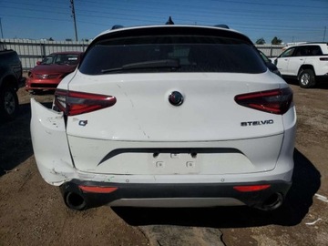 Alfa Romeo Stelvio SUV 2.0 Turbo 280KM 2018 Alfa Romeo Stelvio Ti Sport 2018 2.0l 2.0 Benzyna 280KM, zdjęcie 2