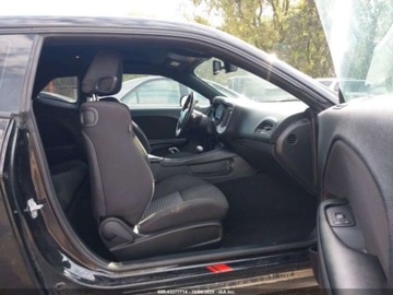 Dodge Challenger III 2022 Dodge Challenger GT 2022 3.6L 3.6 Benzyna 303KM, zdjęcie 9