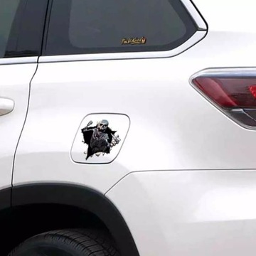 Скелет, череп, дырка, трахни мотор с наклейкой на танке