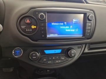 Toyota Yaris III 2017 Toyota Yaris Hybrid 100 Premium III (2011-2019) To, zdjęcie 15