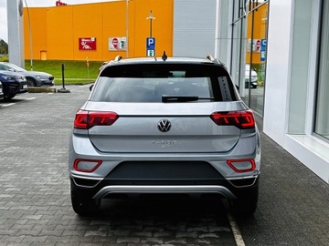Volkswagen T-Roc I SUV Facelifting 1.5 TSI ACT 150KM 2025 Volkswagen T-Roc Final Edition 1.5 TSI DSG, zdjęcie 8