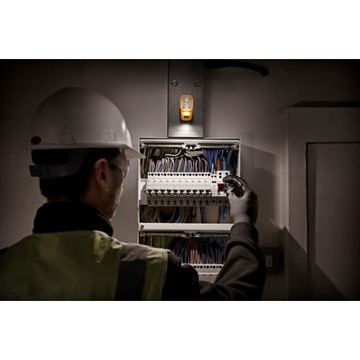 Светодиодный фонарь 1200 люмен 3,6В, DeWalt DCL183