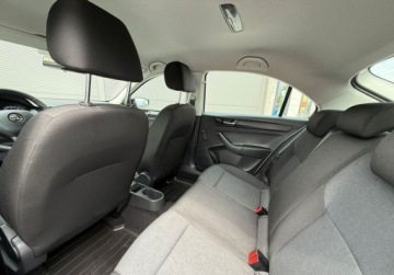 Skoda Rapid II Liftback Facelifting 1.0 TSI 95KM 2019 Skoda RAPID bezwypadek1wlacicielnavialu 16klimatronicsalon PolskaFAK VAT, zdjęcie 13