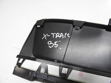 NISSAN X-TRAIL T30 2.5 PŘÍSTROJOVÁ DESKA TACHOMETR