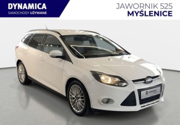 Ford Focus III Kombi Facelifting 1.0 EcoBoost 125KM 2014 Ford Focus Tourer 1.0 125KM M6 2014 r., Niski przebieg, bagaznik THULE