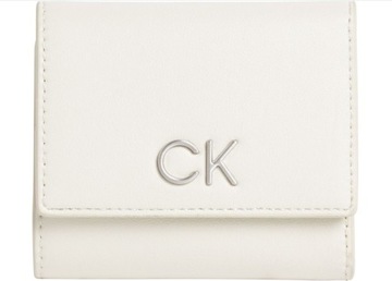 Calvin Klein portfel K60K611094 PC4 kremowy OS