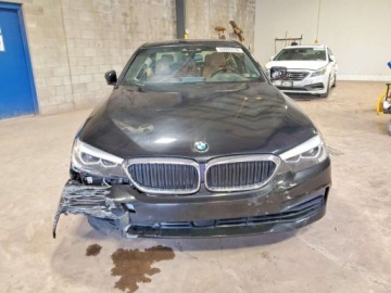 BMW Seria 5 G30-G31 2019 BMW Seria 5 2019 BMW 530 XI 2.0 Benzyna 248KM, zdjęcie 4