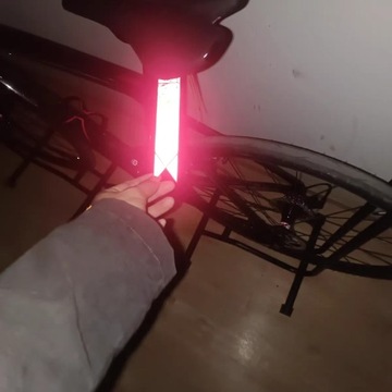 Светоотражающий кулон из флюоресцентного ремешка, брелок для ключей для рюкзака, сумки, светоотражающий элемент.