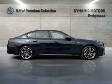 BMW Seria 5 G90-91 Touring 2.0 520d 197KM 2025 BMW 520 BMW 520 M Pakiet,M Pro,komfort,IconicGlow,, zdjęcie 5