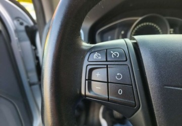 Volvo V60 I Kombi Facelifting 2.0 D2 DRIVE-E 120KM 2018 Volvo V60 Volvo V60 D2 Drive-E Momentum 2.0 Diesel 120KM, zdjęcie 15