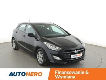 Hyundai i30 II Hatchback 5d 1.4 MPI 100KM 2015 Hyundai i30 LIFT 1.4i 6MT Benzyna Klimatyzacja, zdjęcie 9