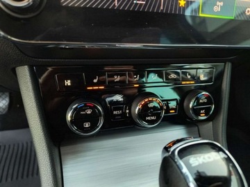 Skoda Superb III Liftback Facelifting 2.0 TDI SCR 150KM 2022 Skoda Superb SalonPL ASO 2.0TDI 150KM pakiety kamera LED Virtual grz.fotel, zdjęcie 23