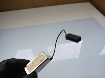 MITSUBISHI PAJERO 2003 ZESILOVAČ ANTÉNY