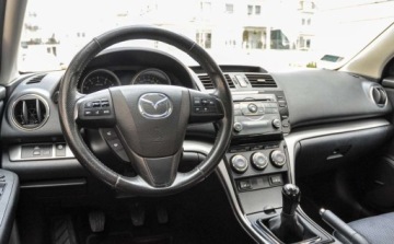 Mazda 6 II Sedan Facelifting 2.0 MZR 155KM 2010 Mazda 6 2,0 (155KM) Lift Salon PL 2.0 Benzyna 155KM, zdjęcie 8