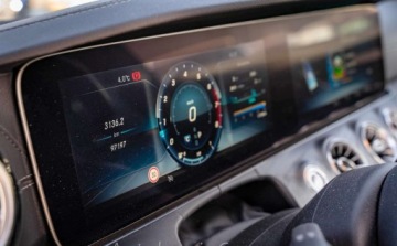 Mercedes Klasa E W213 Cabrio 2.0 200 184KM 2018 Mercedes-Benz Klasa E Mercedes-Benz Klasa E W213 2.0 4Matic 184KM AMG-Line, zdjęcie 12