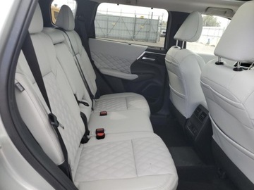 Mitsubishi Outlander III 2024 Mitsubishi Outlander 2023, hybryda, 4x4, 2.4 2.4 Hybryda Plug-in 250KM, zdjęcie 9