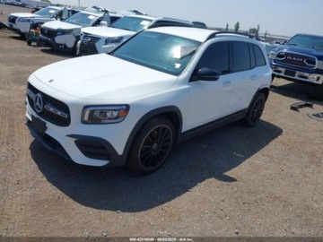 Mercedes GLB 2021 Mercedes-Benz GLB 250 4Matic 2021 2.0l 2.0 Benzyna 221KM, zdjęcie 1