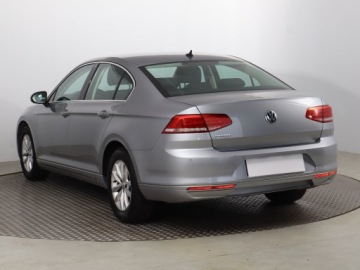 Volkswagen Passat B8 Variant 1.5 TSI EVO 150KM 2019 VW Passat 1.5 TSI, Salon Polska, Automat, Navi, zdjęcie 3