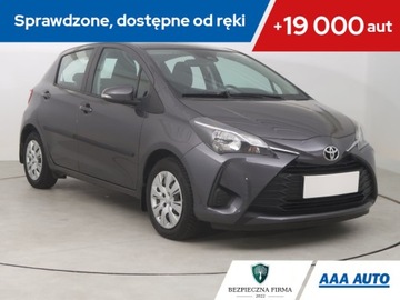 Toyota Yaris III Hatchback 5d Facelifting 2017 1.5 Dual VVT-iE 111KM 2019 Toyota Yaris 1.5 Dual VVT-i, Salon Polska