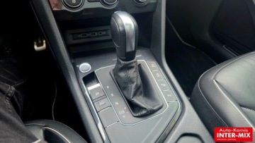 Volkswagen Tiguan II SUV 2.0 TDI 150KM 2019 Volkswagen Tiguan 2,0 TDi R-line automat 2.0 Diesel 150KM, zdjęcie 29