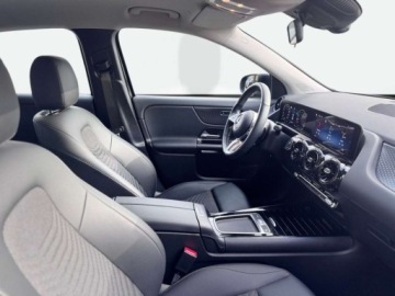 Mercedes GLA II Off-roader Facelifting 1.3 180 136KM 2024 Mercedes-Benz GLA GLA 180 Kamera cofania MBUX LED Podgrzewane fotele, zdjęcie 13